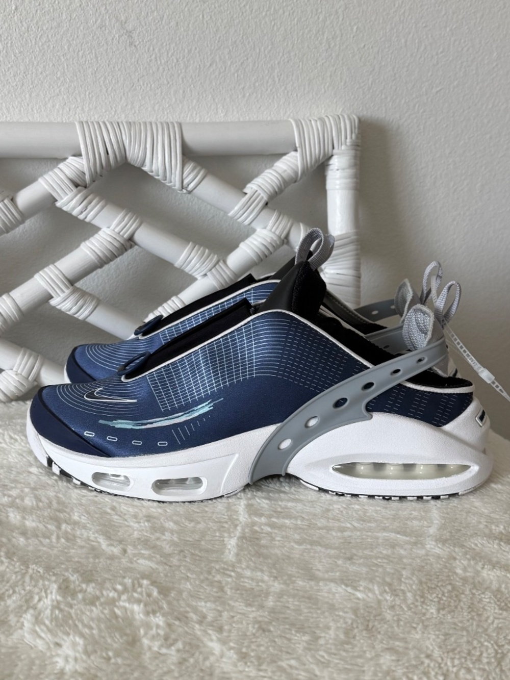 Nike Air Max Craze Midnight Navy Zip Up Mule Women Size 12 Men 10.5 FZ2089-400 N